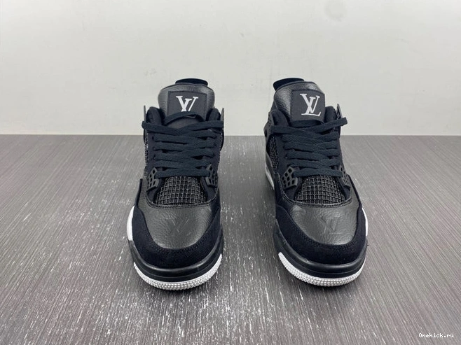 One Kick  LV LV6927- Air 3943 Jordan x 4 Packable 1015